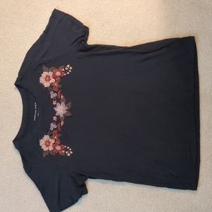 American eagle tshirt